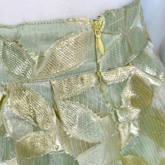 New LoveRiche Embroidered Sheer Overlay Full Mini Skirt Metallic Lime Size Large - Picture 8 of 12